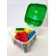 Fauteuil coffre vert avec briques Petit Pouce Factory